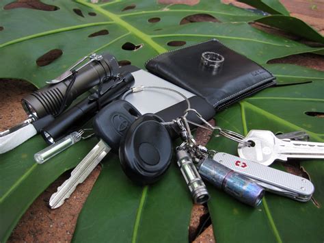 My Every Day Carry Edc Keychain Gadgets And Pocket Tools