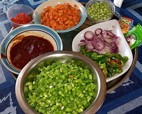 We would like to show you a description here but the site won't allow us. How to prepare Jollof rice (Party Rice) with mixed vegetables