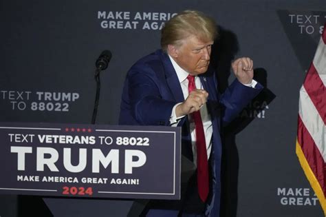 Trump Says He Wont Sign Republican Loyalty Pledge Before Debate