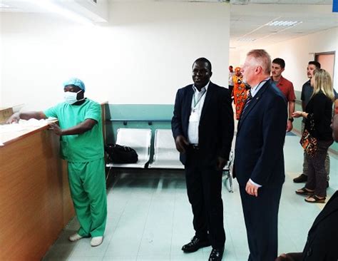 Find the perfect blaise compaoré stock photos and editorial news pictures from getty images. Santé : L'ambassadeur des Etats Unis a visité l'hôpital ...
