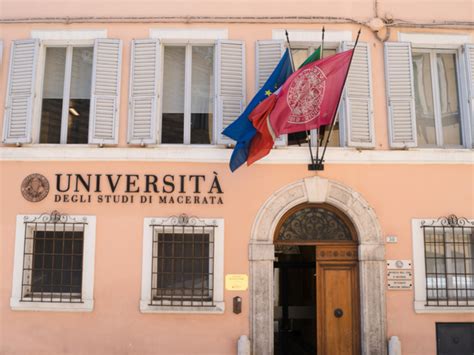 Università Di Macerata Unimc Ai Vertici Delle Classifiche Censis 2022