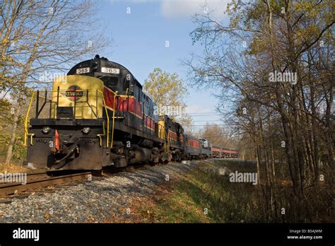 Peninsula Ohio The Cuyahoga Valley Scenic Railroad Runs Along The