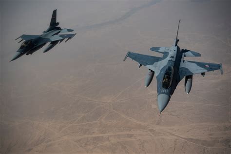Iraqi Air Force F 16 Refuels Using A Us Air Force Kc 135 Stratotanker