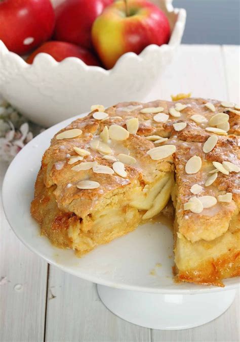 German Apple Cake Recipe Made With Archana S Kitchen Eggless Rich