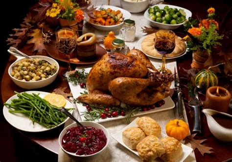 How To Throw The Perfect Traditional Thanksgiving Celebration