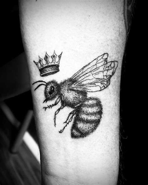 85 Queen Bee Tattoo Ideas For Men And Women