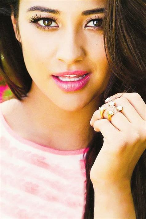 Shay Mitchell On The Cover Of Dolly Magazine [october 2013][x] Pretty People Beauty Pretty