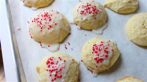 How To Make These Vanilla Cookies