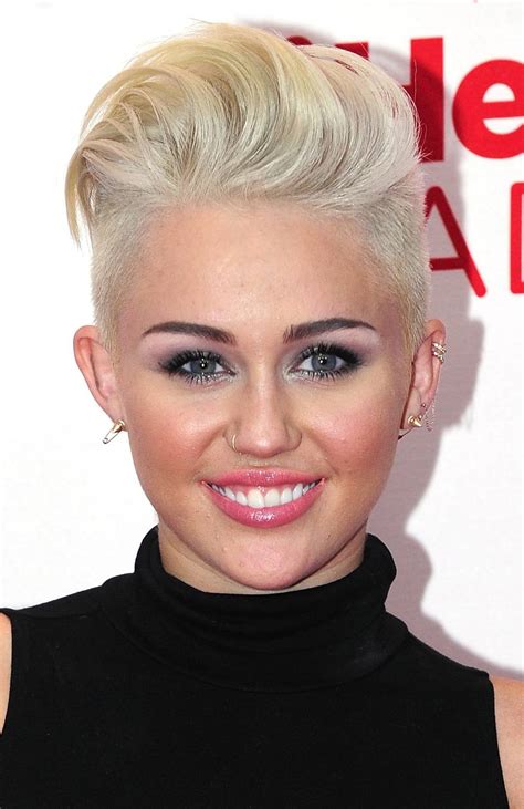 Her bra size 32c, waist size 24 inches and hip size 33 inches. Miley Cyrus Height, Weight, Bra size, Age, Body ...