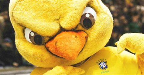 Você Conhece O Canarinho Pistola Mascote Da Seleção Brasileira Na