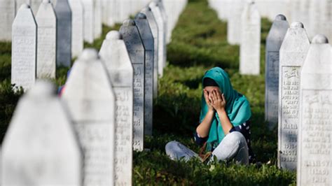 Serbias Prosecutors Charge 8 In Srebrenica Massacre Fox News