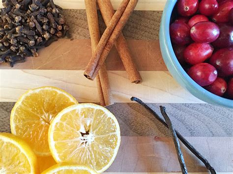 How To Make Simmering Potpourri Stovetop Simmer Pot Recipe For Fall