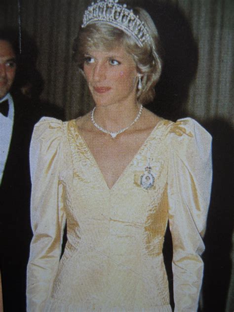 And the shopping is super easy! June 23, 1983: Princess Diana attending a Premier Dinner ...