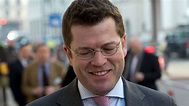 Karl-Theodor zu Guttenberg: Politik-Comeback nach Plagiatsaffäre ...