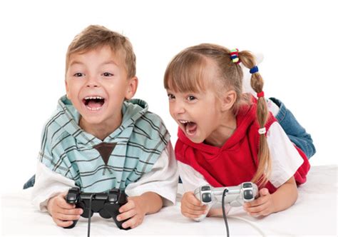 Imagen vectorial de un niño jugando videojuegos, visto desde arriba. 10 motivos por los cuales hemos de jugar a videojuegos ...
