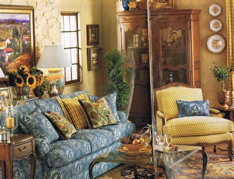35 Elegant French Country Living Room Decor