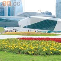 Guangzhou opera house is a chinese opera house in guangzhou, guangdong province, people's republic of china. 廣州新地標 石頭爆出大劇院 - 東方日報