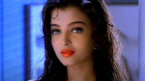 Watch This 1993 Aishwarya Rai Ad That Made Her Famous Even Before Miss