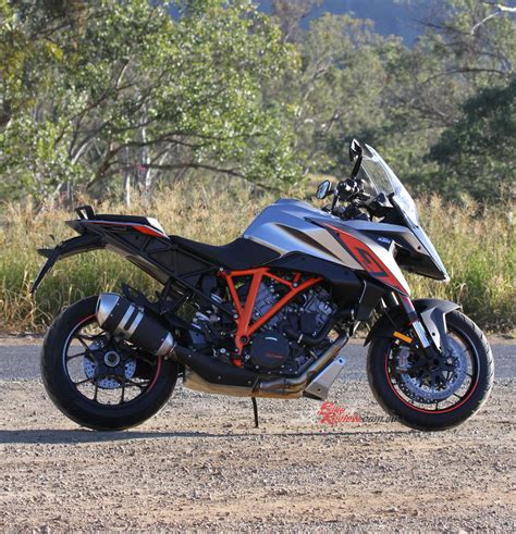 And then my super duke took that thought and turned it up all the way to eleven, causing me to face another issue; Video Review: KTM 1290 Super Duke GT - Bike Review