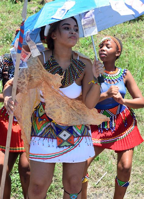 Dsc 8727a Sbusi Zulu Umemulo Coming Of Age Ceremony South  Flickr