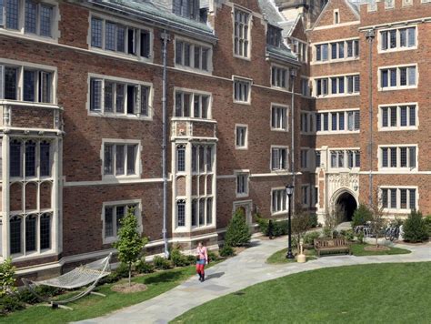 Yale Drops Slavery Proponent Calhoun From College Name Mpr News