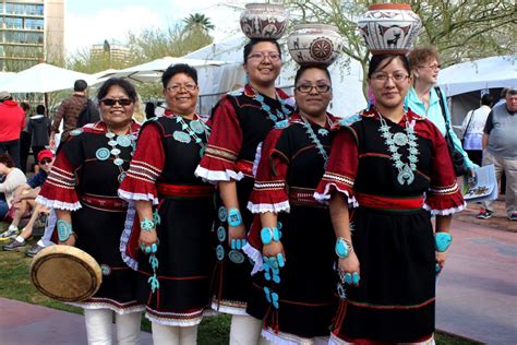 Zuni Olla Maidens — Richmond Folk Festival