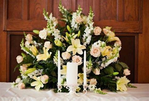 Wedding Altar Flower Piece Simple But Lovely Altar Flowers Wedding