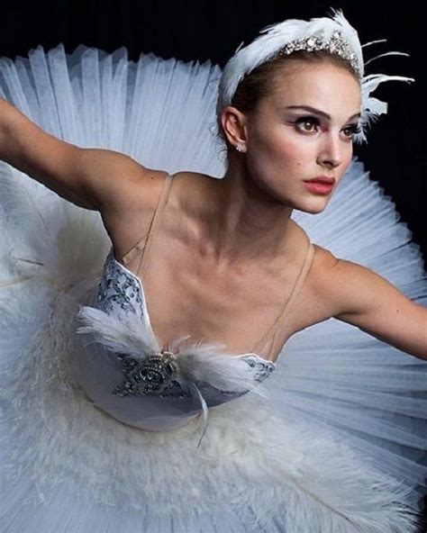 Natalie Portman In Black Swan Black Swan Movie Black Swan Maquillage Black Swan Muscle