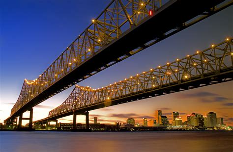 New Orleans Mississippi River Bridge And The Skyline Advance Team