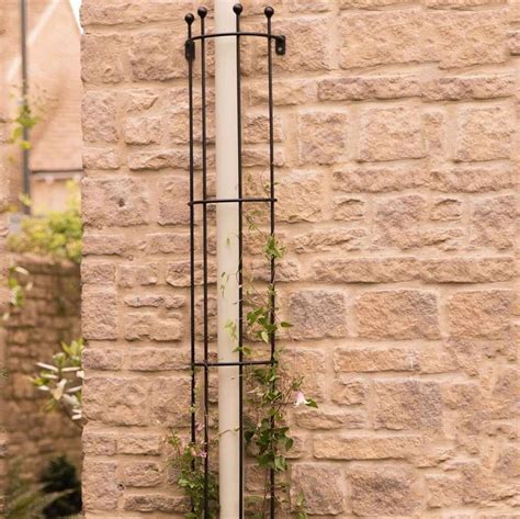 Shop trellises built for extended use and made from the finest quality redwood, cedar and metals. Harrod Narrow Decorative Wall Trellis Panels - Harrod ...