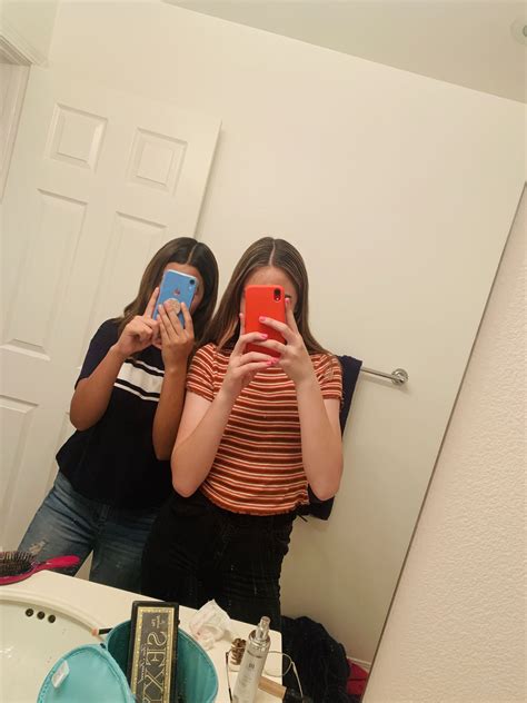 pin by cassidy on friends in 2020 mirror selfie besties selfie