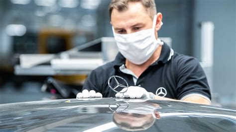 Mercedes streicht Arbeitsplätze Stellenabbau an mehreren Standorten Auto