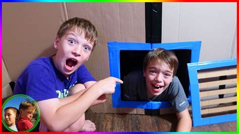 Box Fort Prison Underground Maze And Escape Room Steel Kids Youtube
