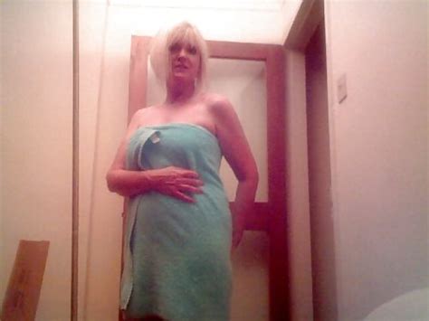 Louise Mature Woman Loves Showing Off Porn Pictures Xxx Photos Sex