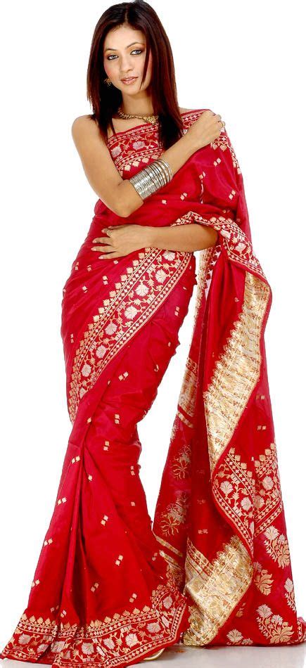 A Sari Is Traditional Indian Dress That Dates Back To The Indus Valley Civilization As Far Back