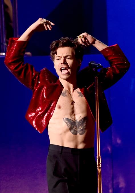 Harry Styles Gets Clocked In The Face Yet Again This Time In Vienna Vanity Fair