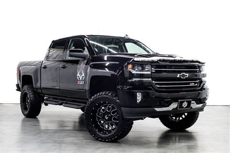 Lifted 2017 Chevrolet Silverado Ultimate Rides