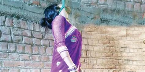 महिला आत्महत्या देश का सिर झुकता हैं editorial by rakesh dubey
