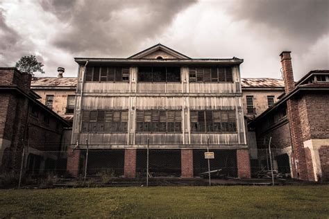 Abandoned Mental Asylum Brisbane Australia 2337 X 1558 R