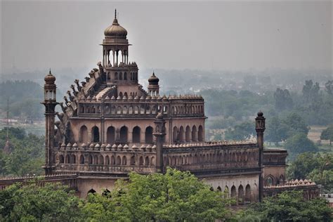 12 Tourist Places To Visit In Uttar Pradesh Veena World