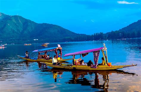 Dal Lake Facts And Information Beautiful World Travel Guide