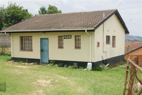 Two bedroom property available to the market with no upwards chain!! 2 Bedroom House For Sale | Mbangweni (Swaziland ...