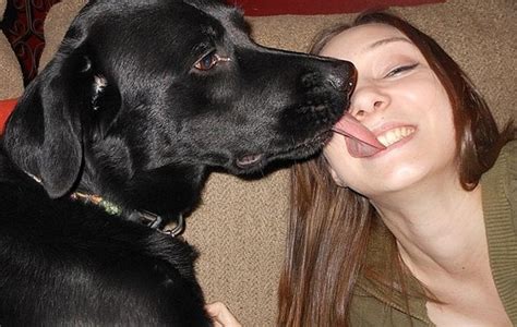 Einfallsreich Pole Bergmann Girl French Kissing Dog Lager Kaiser Erziehen