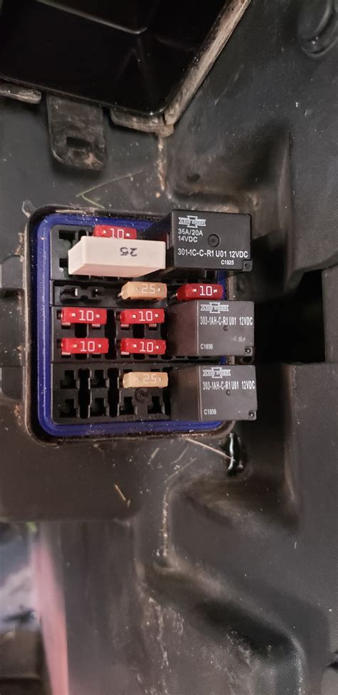 Need Help Figuring Out Fuses Can Am Maverick Forum