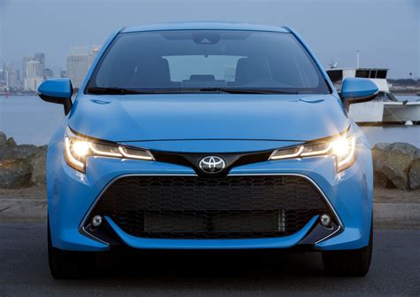 2019 Toyota Corolla Hatch Starts From Under 20000 Does 42 Mpg