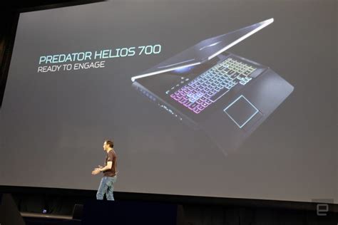 Acer Predator Helios 700 è un laptop da gaming con tastiera scorrevole
