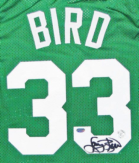 Das design ist absolut zeitlos, obwohl es das ursprüngliche modell schon seit einer kleinen ewigkeit gibt. Larry Bird Autographed Boston Celtics Custom Green Jersey ...