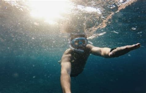Can You Breathe Underwater With A Snorkel Mask Facts Diver Must Know