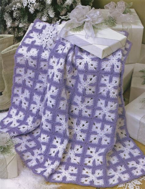 Snowflakes Afghan Crochet Pattern ⋆ Crochet Kingdom