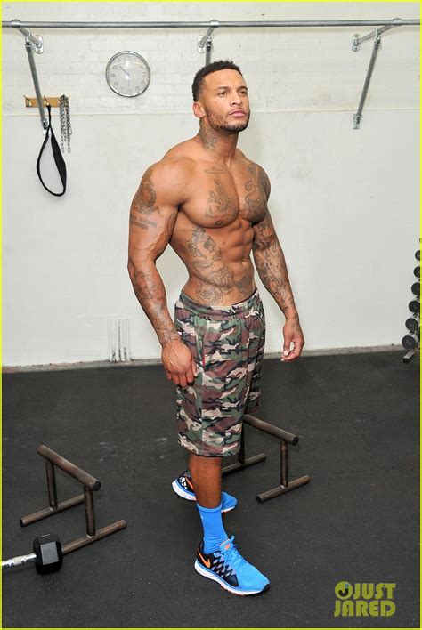 Kelly Brook S Ex Fiance David Mcintosh Poses Shirtless Is Insanely Ripped Photo